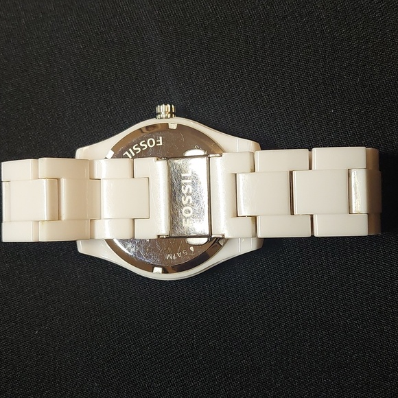 Fossil Womens White watch - Picture 2 of 3